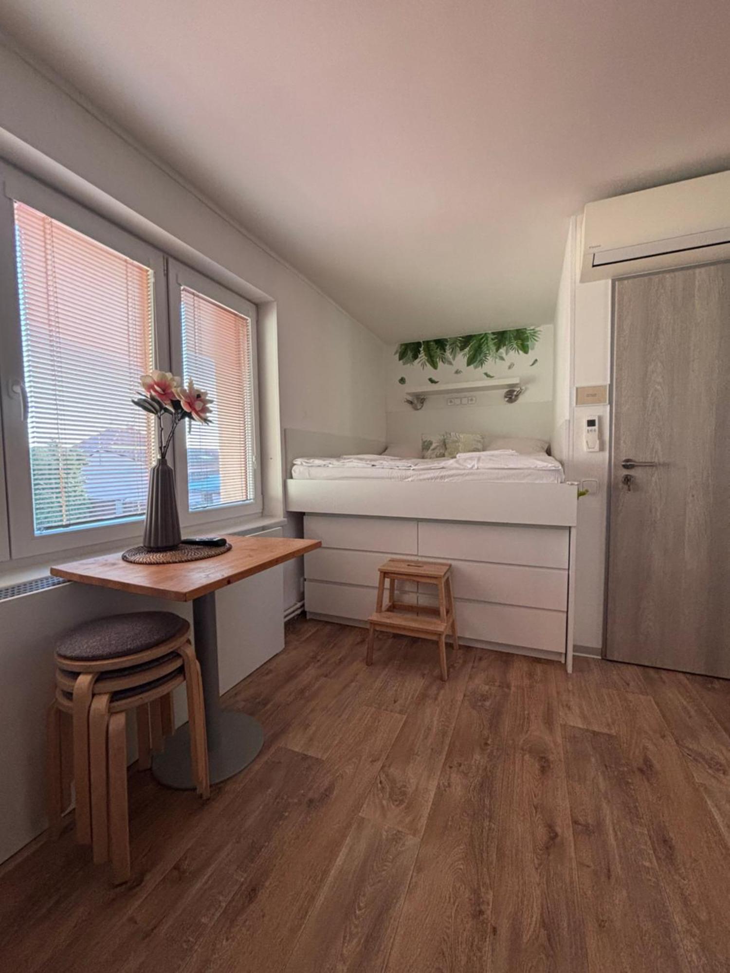 Apartmany Marco Polo เลดนิตเซ ภายนอก รูปภาพ